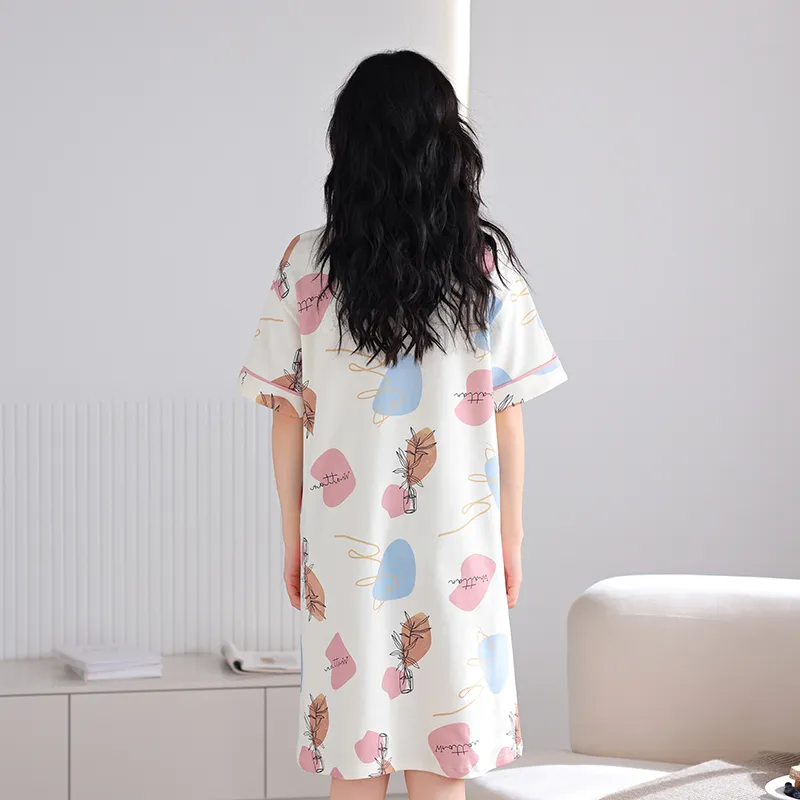 William Nightgown Women's Image Color-5