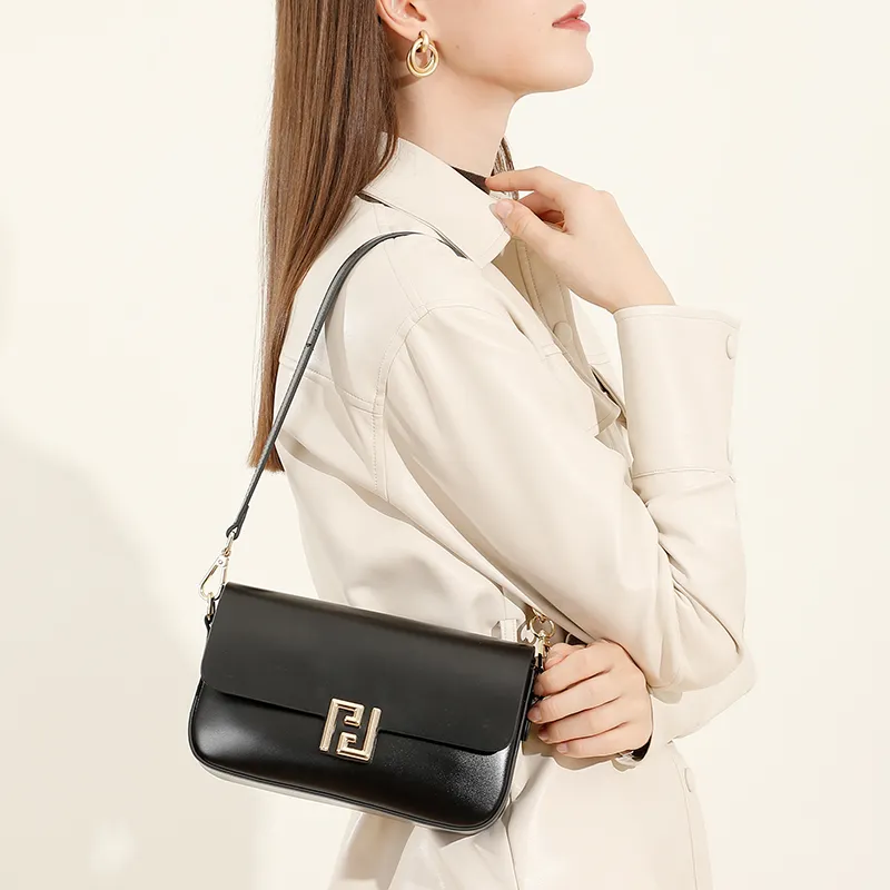 Carnival Keep Cow Leather Shoulder Bag Women's Multicolor-2