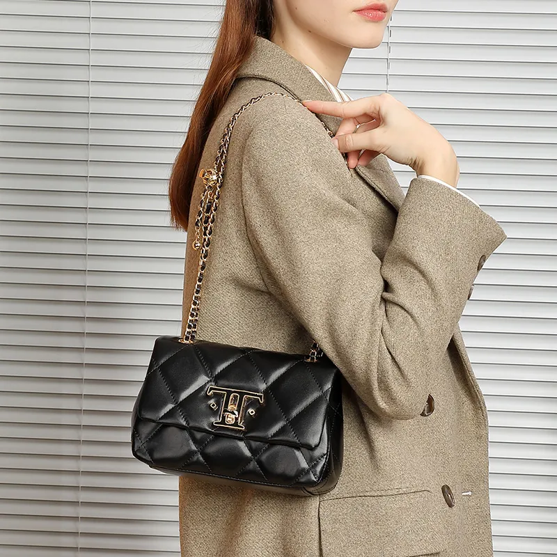 Carnival Keep Top Grain Cow Leather Small Square Bag Crossbody Bag Shoulder Bag Shoulder Bag Regular Women's Black-4