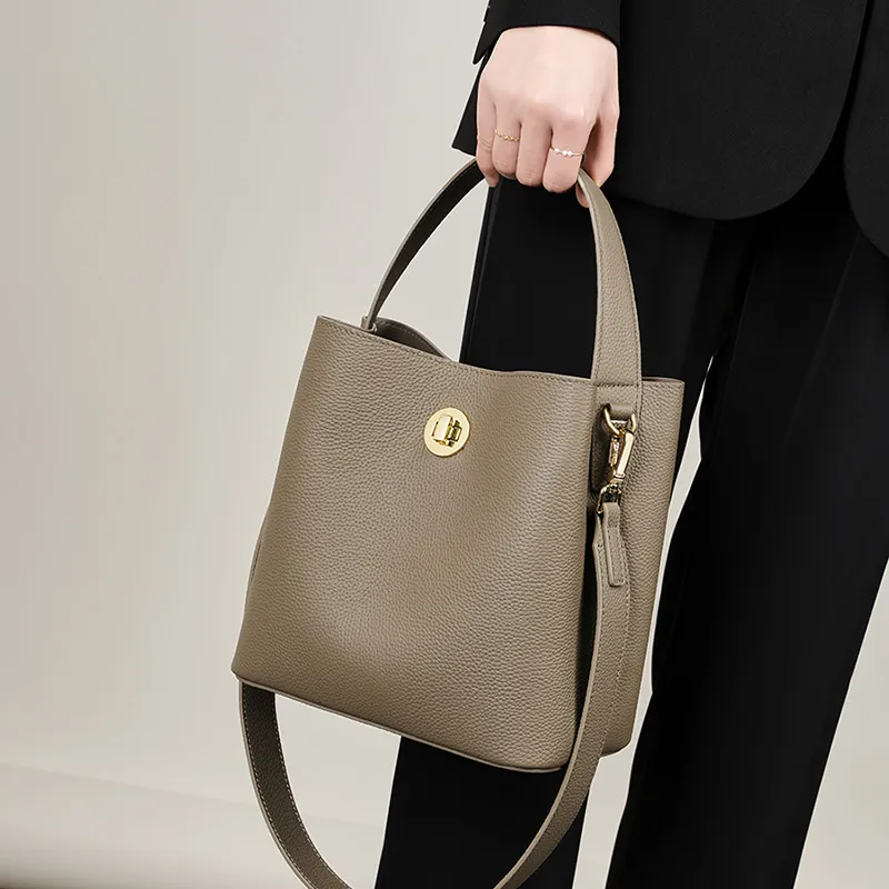 Carnival Keep Top Grain Cow Leather Bucket Bag Shoulder Bag Handbag Regular Women's Khaki/Black-5