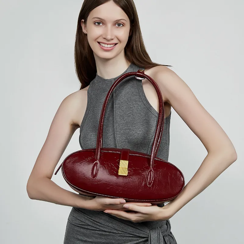 Carnival Keep Top Grain Cow Leather Shoulder Bag Regular Women's Multicolor-3