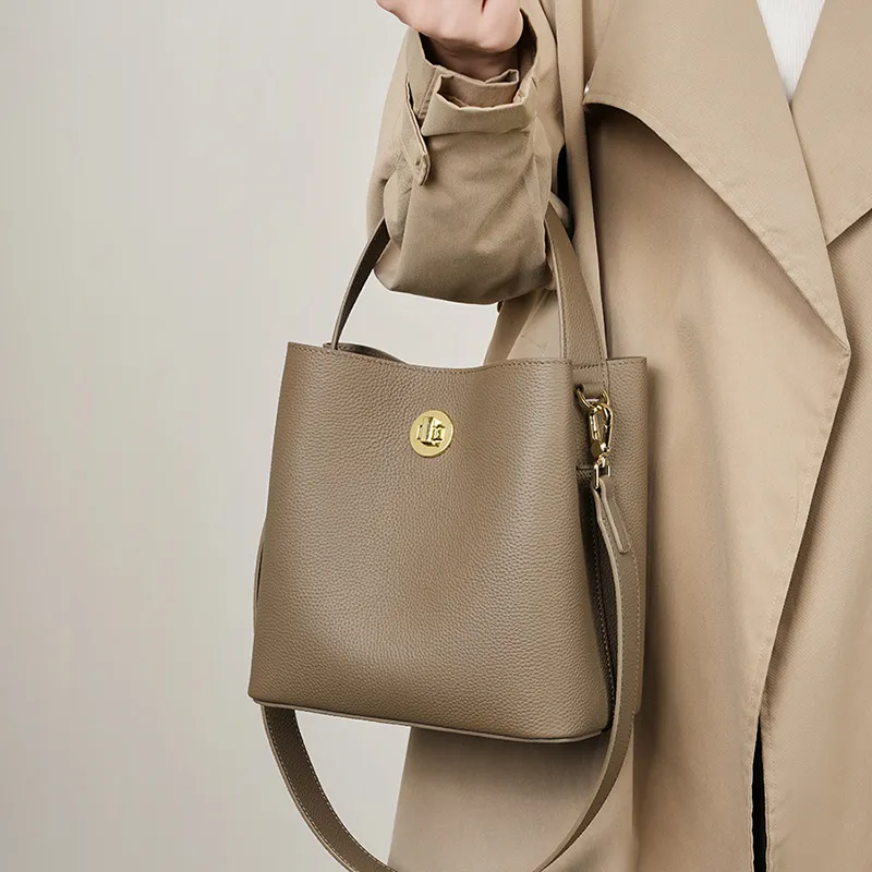 Carnival Keep Top Grain Cow Leather Bucket Bag Shoulder Bag Handbag Regular Women's Khaki/Black-7