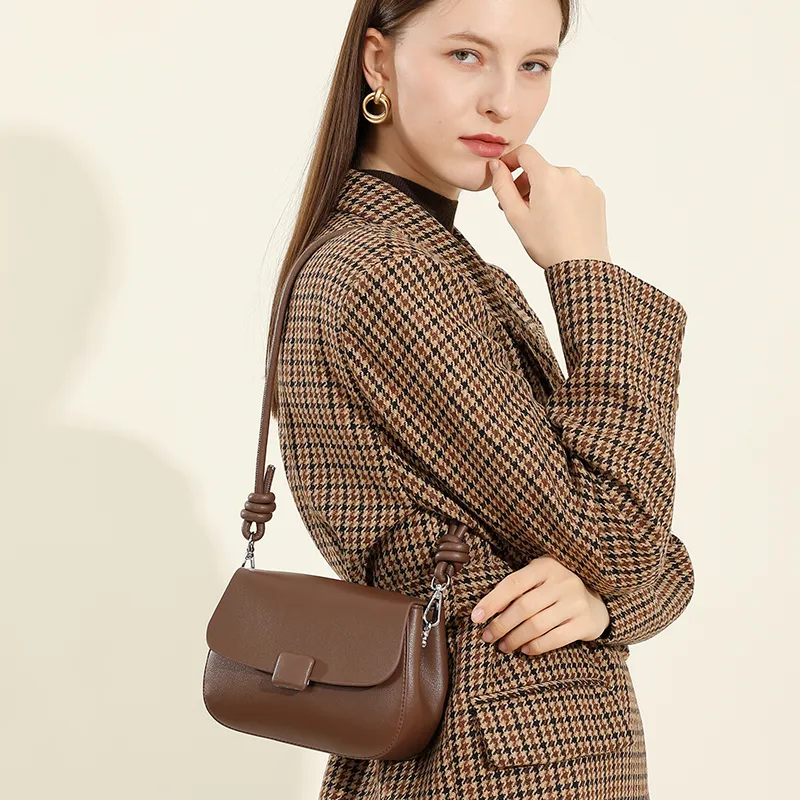 Carnival Keep Cow Leather Shoulder Bag Regular Women's Coffee/Black-3