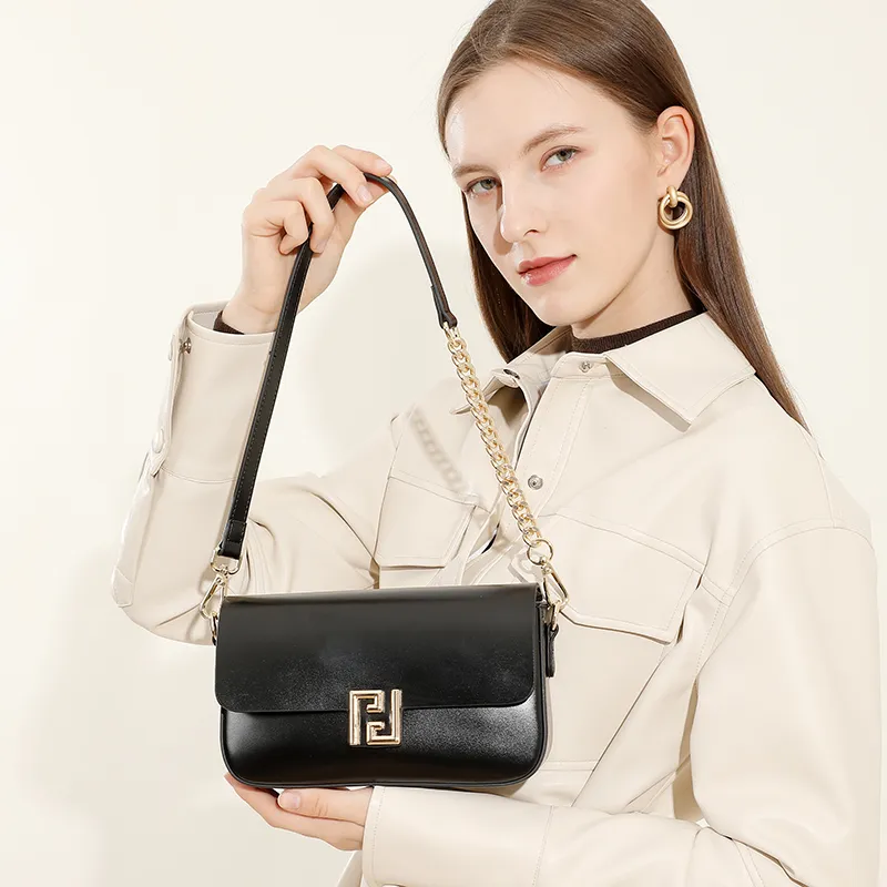 Carnival Keep Cow Leather Shoulder Bag Women's Multicolor-4