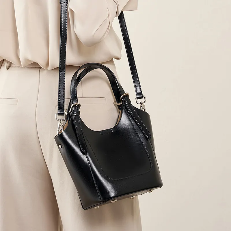 Carnival Keep Cow Leather One Shoulder Handbags Regular Women's Multicolor-5