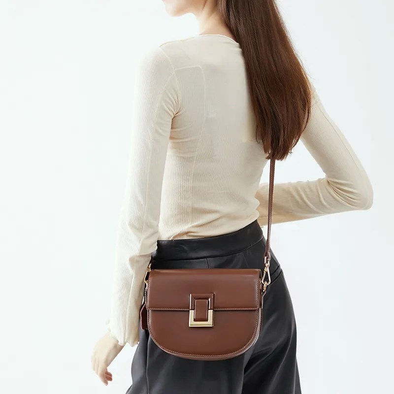 Carnival Keep Crossbody Bags-1