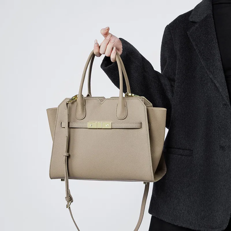 Carnival Keep Cow Leather Handbag Regular Women's Khaki/Black/Gold Brown-4