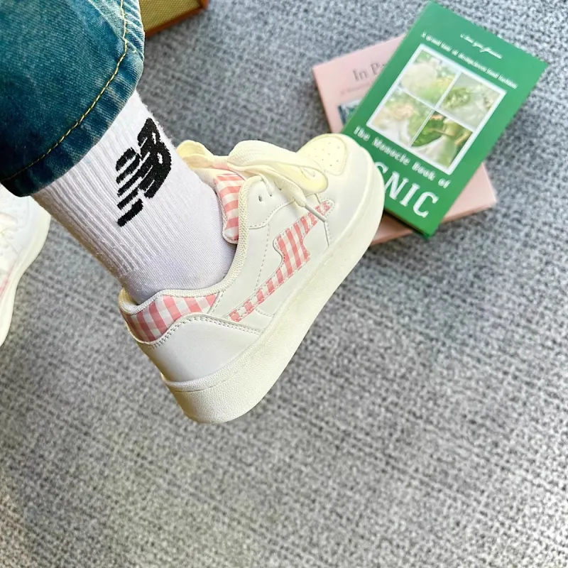 MUKALUO Low Top Skateboard Shoes Unisex-4