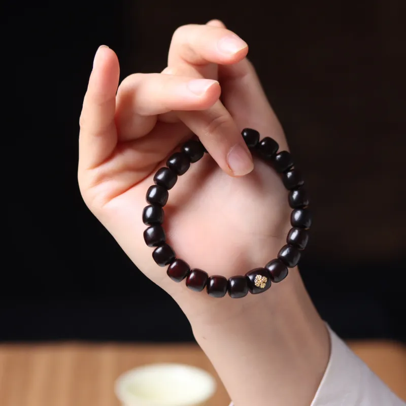 LINKY Laboratory Small Leaf Red Sandalwood Bracelets Unisex-1