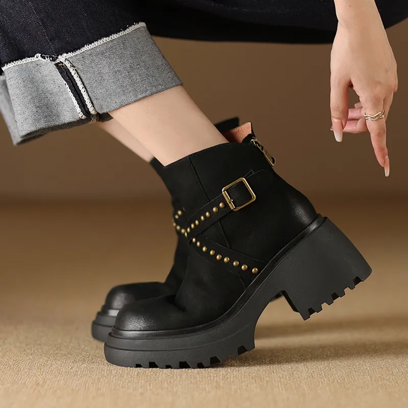 Ruby L Ankle Boots Women's Black-5