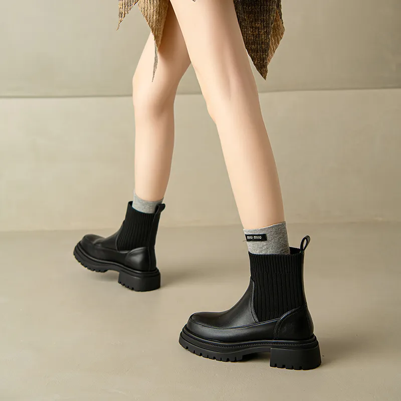 Ruby L Ankle Boots Women's Black-1