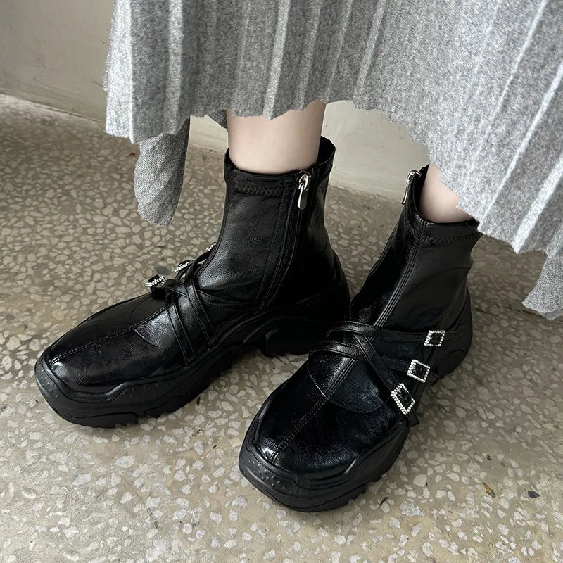 Ruby L Ankle Boots Women's-1