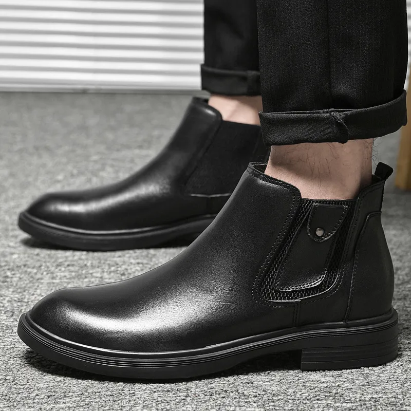 Bull Thunder Short Chelsea Boots Unisex Black-1