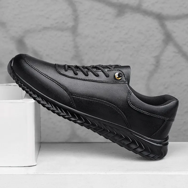 Bull Thunder Low Top Casual Shoes Men's Black-11