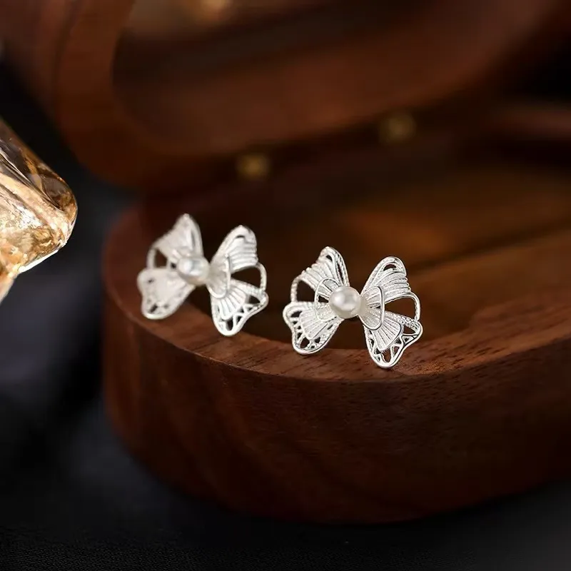 QUIET LOVE Alloy Stud Earrings Women's-3