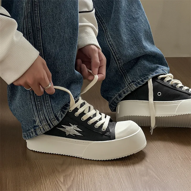 MODENGPAN Lightweight Low-Top Skateboard Shoes Unisex-3
