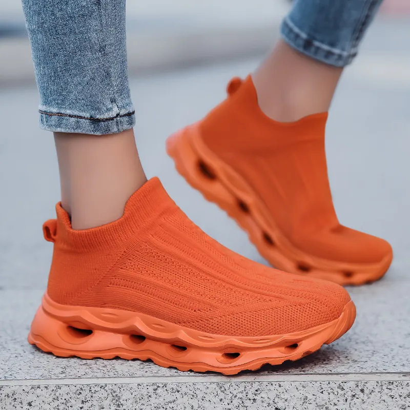 King Jinmai Breathable And Lightweight Low Top Casual Shoes Unisex-32