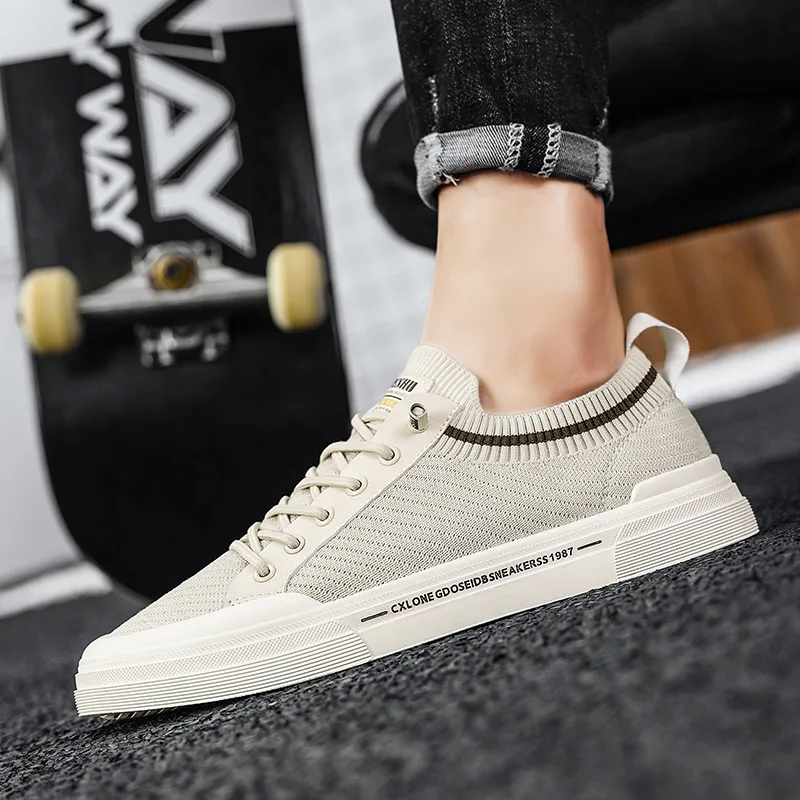 King Jinmai Slip Resistant Low Top Skateboard Shoes Men's-9