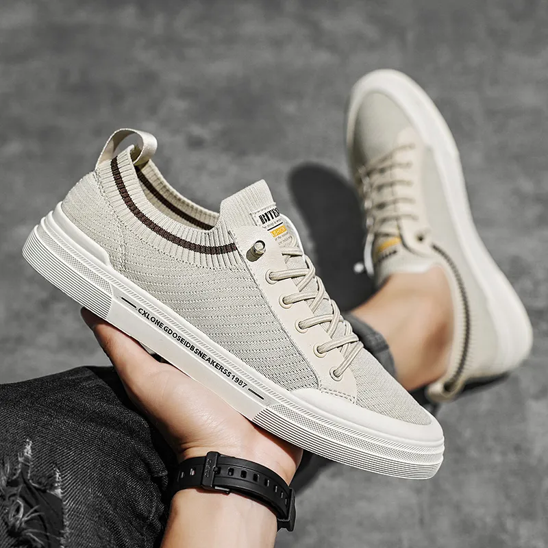 King Jinmai Slip Resistant Low Top Skateboard Shoes Men's-6