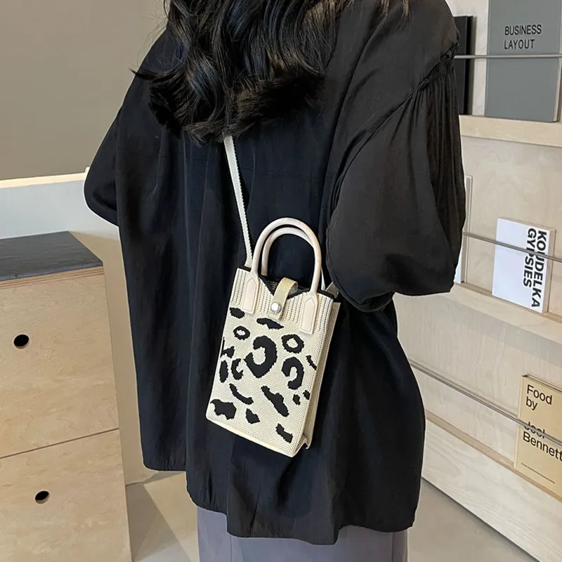 GKY Polyester One Shoulder Handbag Unisex-1
