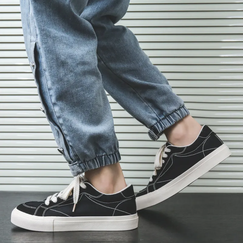 Meiretu Anti Slip Wear Resistant Low Top Skateboard Shoes Men's-1