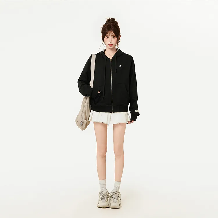 EVPGB Sweatshirts Women's Black Free Rabbit Mirror-1