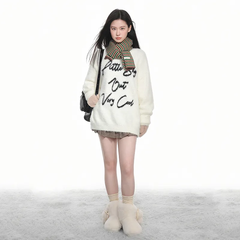 EVPGB Knitwear Women's White Apricot+Giveaway-3