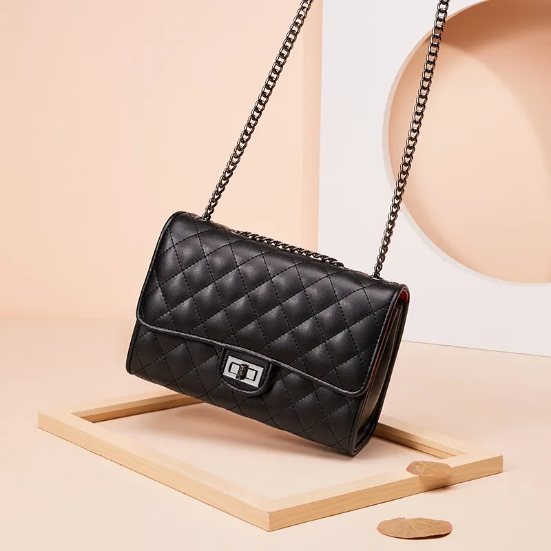 Chearly Kitity Cow Leather Shoulder Bag Small Size Women's Black-1