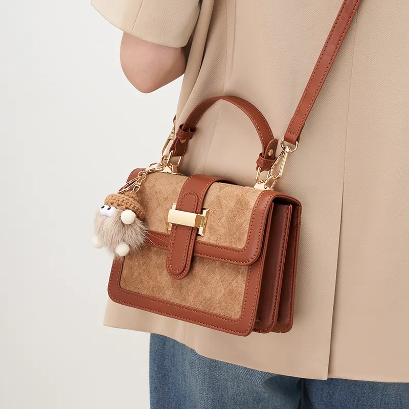 Chearly Kitity Handbags-6