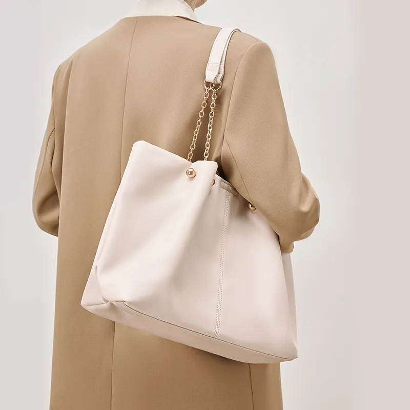 Chearly Kitity Synthetic Leather Shoulder Bag Women's Milkshake White-4