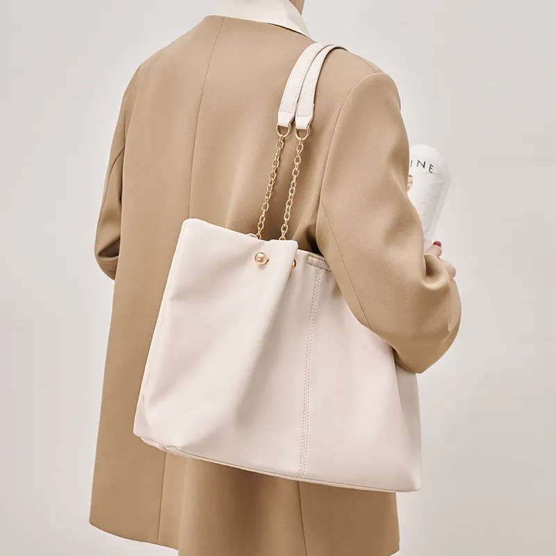 Chearly Kitity Synthetic Leather Shoulder Bag Women's Milkshake White-3