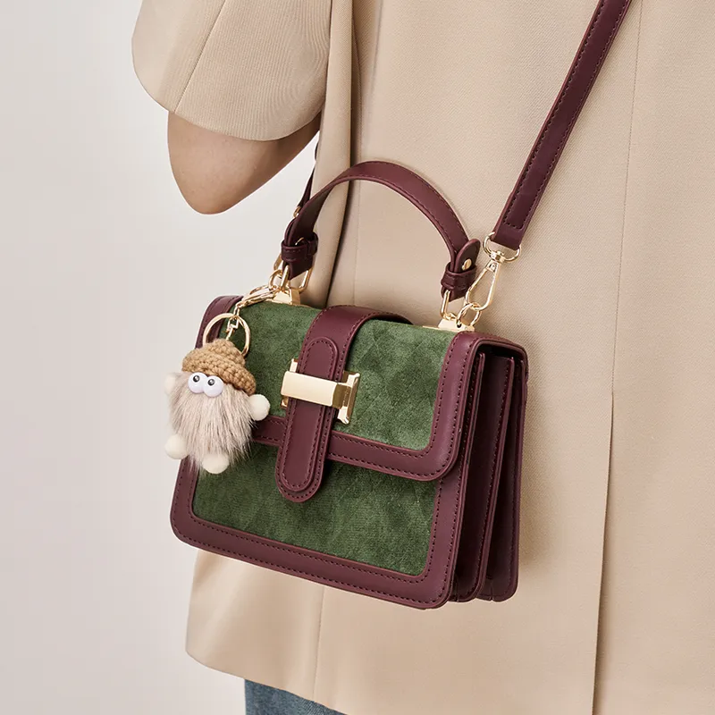 Chearly Kitity Handbags-1