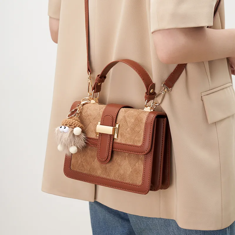 Chearly Kitity Handbags-7