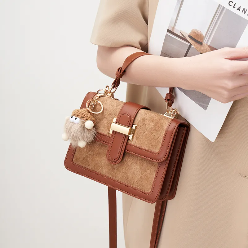 Chearly Kitity Handbags-5