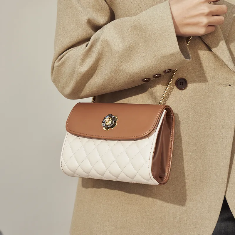 Chearly Kitity Shoulder Bags-4