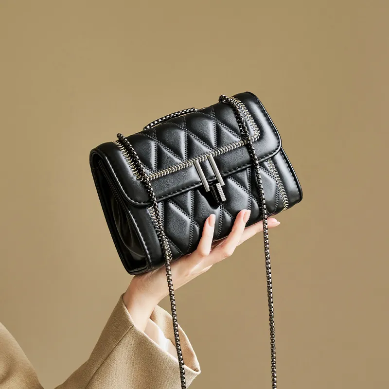 Chearly Kitity PU Shoulder Bag Regular Women's Vintage Black/Ecru-1