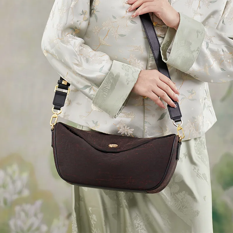 ZOOLER Cow Leather Underarm Shoulder Bag Women's Pitch Black-2