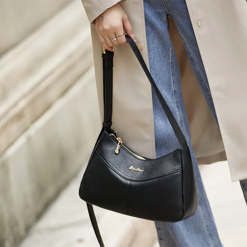 ZOOLER Cow Leather Shoulder Bag Women's Black-2
