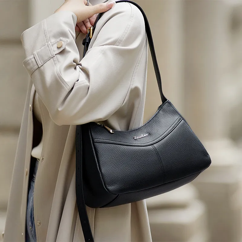 ZOOLER Cow Leather Shoulder Bag Women's Black-5