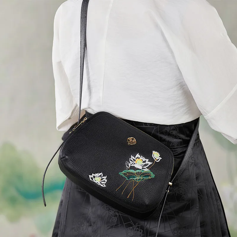 ZOOLER Top Grain Cow Leather Crossbody Bag Trumpets Women's Black-1