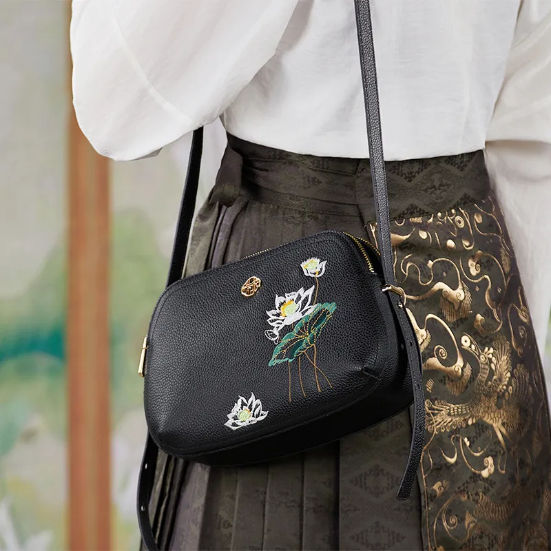 ZOOLER Top Grain Cow Leather Crossbody Bag Trumpets Women's Black-2
