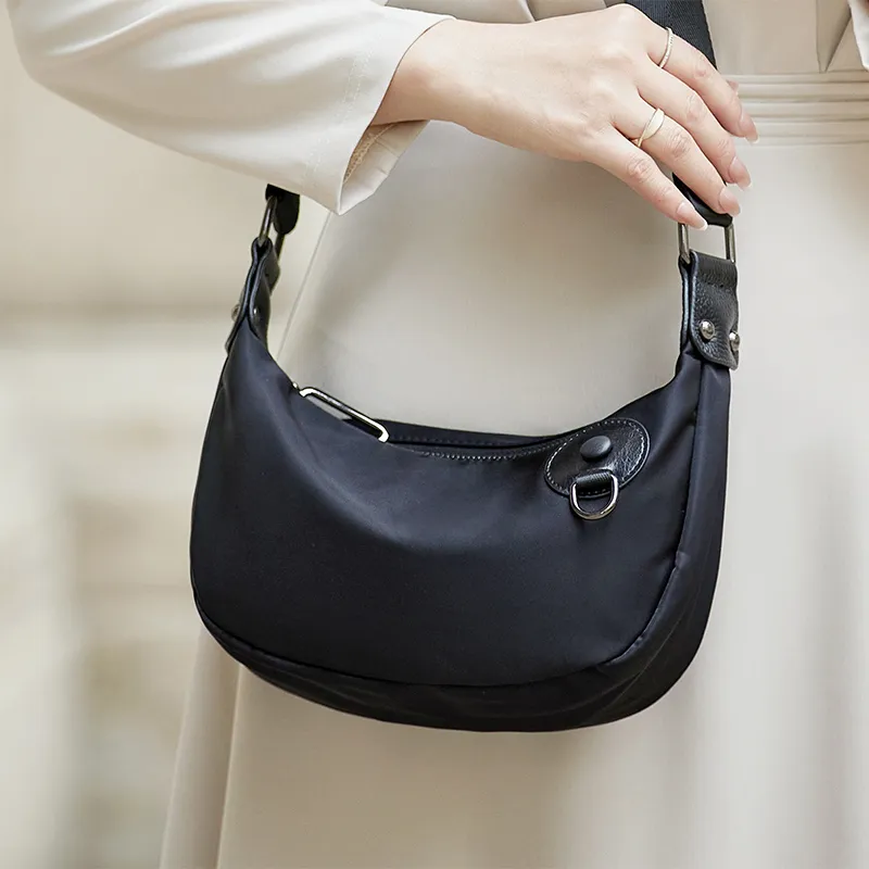 ZOOLER Oxford Shoulder Bag Regular Women's Black-4