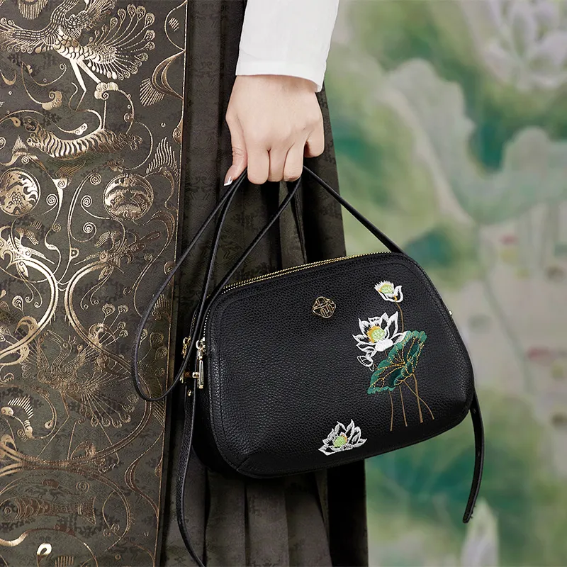 ZOOLER Top Grain Cow Leather Crossbody Bag Trumpets Women's Black-3