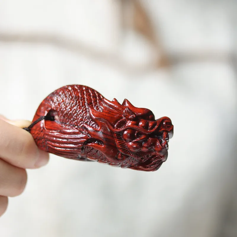 ANNYONNLLY Small Leaf Red Sandalwood Pendants Unisex-4