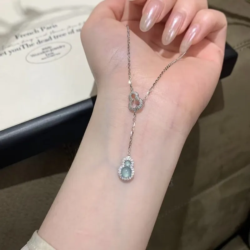 LIU GUI FU JEWELRY Glutinous Jade Jadeite Necklaces Women's-8