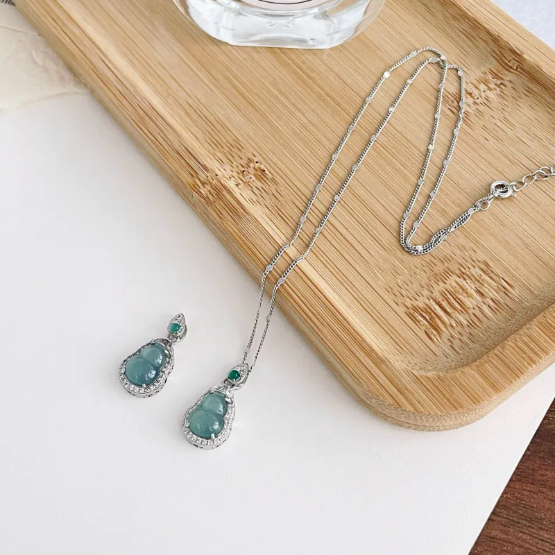 LIU GUI FU JEWELRY Glutinous Jade Jadeite Necklaces Women's-2