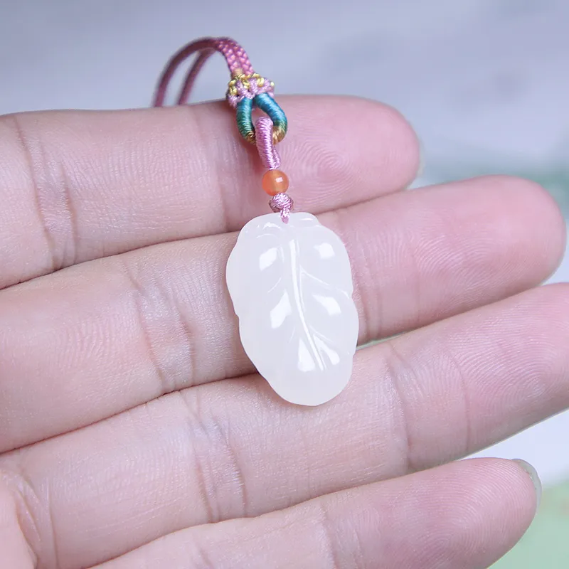 Ingenuity Necklaces White Jade Unisex-5