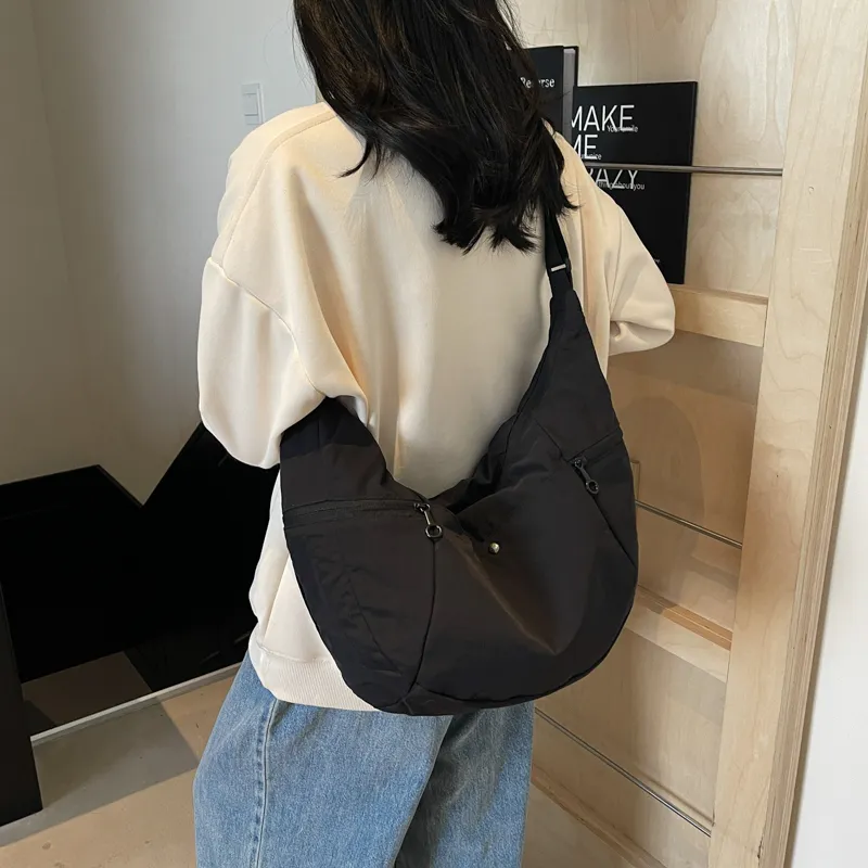 Banyanu Fabric Shoulder Bag Unisex Multicolor-9