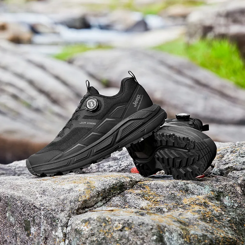 Jeep Cushioning Height Increasing Lightweight Breathable Slip Resistant Casual Training Running Shoes Men's Black-1