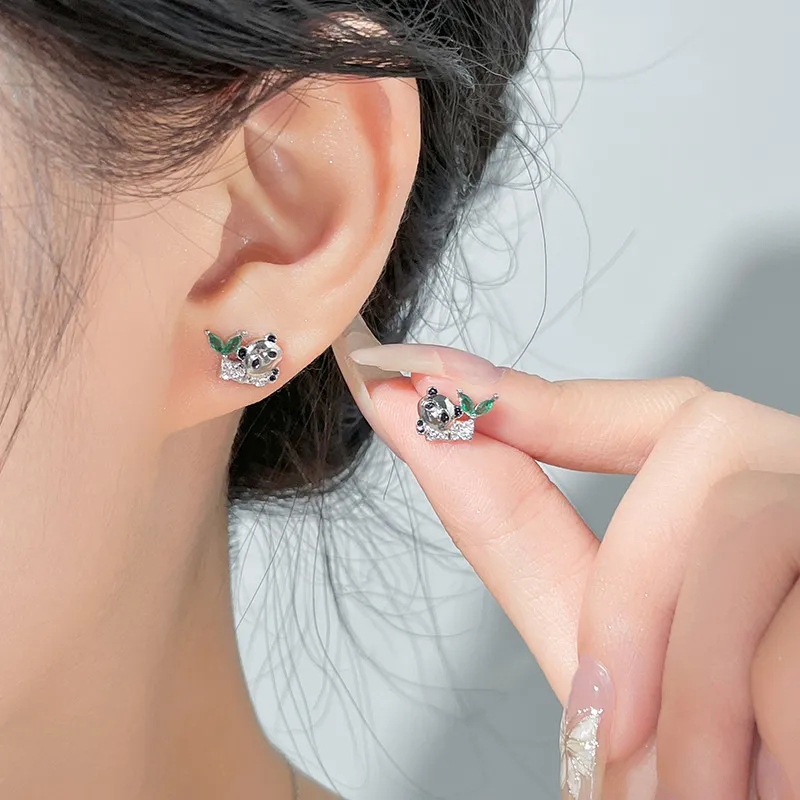Happy Tide S925 Silver Stud Earrings Women's-1